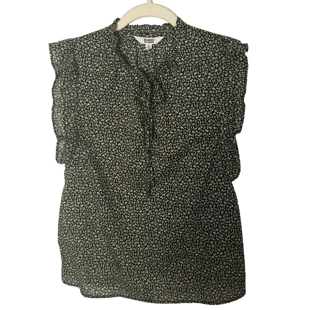BB Dakota by Steve Madden | Cotton Valle Flutter Sleeve Tie Blouse Size Small - Picture 2 of 8